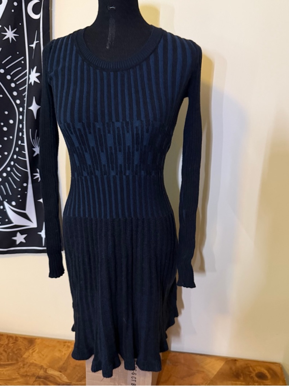 Max Studio XS Navy & Black Ribbed Scoop Neck Sweater Dress Y2K Bodycon - Picture 2 of 11